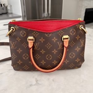 Louis Vuitton Pallas Monogram bag